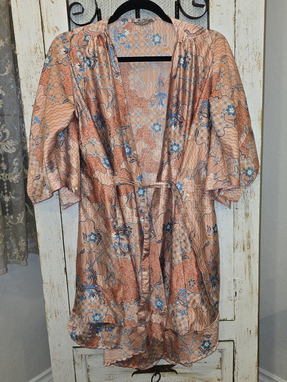 Portobello 90's Floral Satin Kimono Robe in Peach and Blue